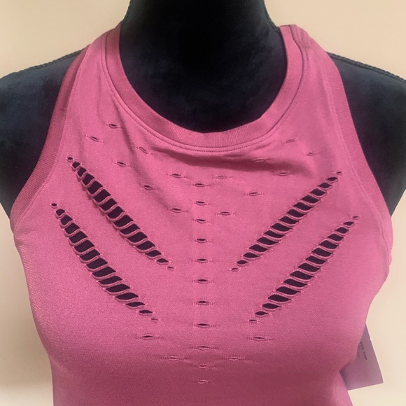 NWOT Victoria’s Secret Sport seamless tank sz L - Picture 2 of 6